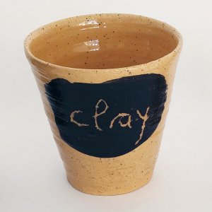 Kleines a Geschirr Becher Clay – More Clay Less Plastic
